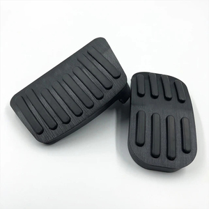 Para Toyota <span class=keywords><strong>Corolla</strong></span> E210 2019 2020 2021 <span class=keywords><strong>2022</strong></span> 2023 2024, acelerador de combustible de coche de aluminio híbrido, reposapiés de freno de Gas, almohadillas de cubierta de pedales - Product Image 3