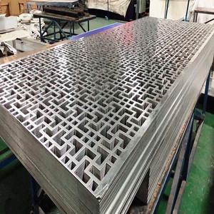 Plaque décorative en aluminium avec motif géométrique pour application sur façade de bâtiment - Product Image 4