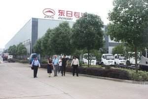 <span class=keywords><strong>Camion</strong></span>-citerne à mousse d'eau de 6000 litres, sauvetage d'urgence, diesel 170 ch, manuel, 4x2, <span class=keywords><strong>camion</strong></span> de pompiers rouge vif, acier au carbone, <span class=keywords><strong>camion</strong></span> de pompiers à eau de 6000 L - Product Image 5