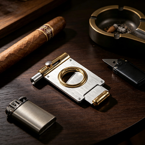 Cortador y Perforador de Cigarros 2 en 1 de Acero Inoxidable al por Mayor, 67*40mm |   Herramienta de Marca Privada con Logotipo Personalizado |   Yunang Smoking OEM - Product Image 2