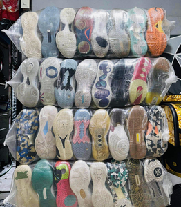 Calzado de Baloncesto de Marca Internacional de Segunda Mano, 24 Pares por Saco, Zapatos Deportivos Usados para Hombre, Grado A - Product Image 3