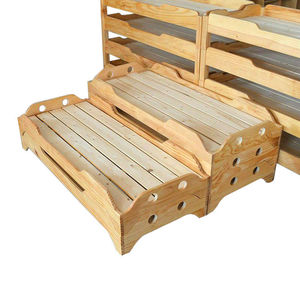 Cama infantil de madera maciza de pino, diseño rústico para dormitorio infantil, tamaño y color personalizables - Product Image 1