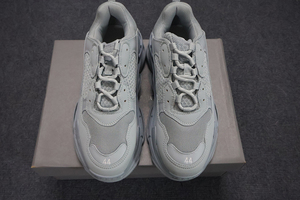 Produit Tendance Dropshipping 2026 – Chaussures Designer Légères et de Haute Qualité avec Lumières LED pour Hommes, Style Marche, Tige Tricotée - Product Image 3