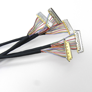 OEM ODM 20679-040T hingga 20453-040T Kabel Koaksial Mikro Pitch 0.3mm untuk Panel Layar LCD Industri dan Medis - Product Image 3
