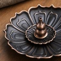 Brûleur d'encens vintage en alliage pour aromathérapie, avec un design durable fait à la main pour la décoration de la maison