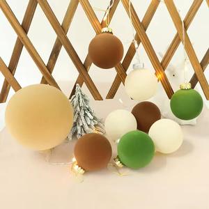 Juego de Adornos Navideños Colgantes de Plástico Impermeable de Alta Calidad, 8CM/9 Piezas, para Decoración de Árboles de Navidad, Fiestas y Festividades - Product Image 1