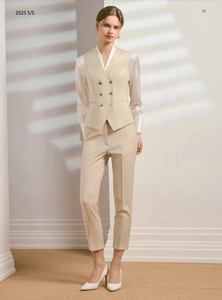 Abiti da <span class=keywords><strong>Donna</strong></span> su Misura alla Moda, Completi da Lavoro Femminili Personalizzati con MOQ Basso, Tessuto 100% Lana Super120s Bianco Latte, Fornitura a Lungo Termine - Product Image 6