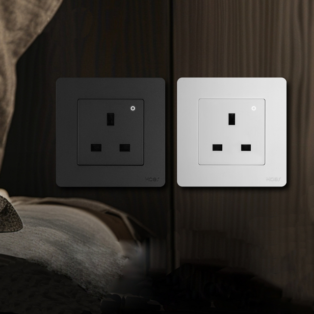 TUYA Zigbee Wall Socket Plug EU UK US French Electrical Socket 1gang 2gang 3gang Panels MOES Smart Home Automation