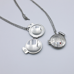 Collar con Colgante Personalizado al por Mayor, con Diseño de Dibujos Animados, Anime, Películas, TV, IP, Foto Personalizada, Collar con Colgante de Espejo y Piedras de Cristal - Product Image 5