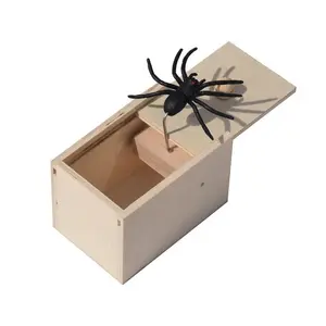 Funny Scare wooden Box Prank Spider Hidden in Case Joke Gag Toy Halloween Gift Wedding Party Box Christmas Gifts creativity toys