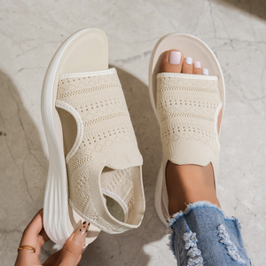Sandales à talons compensés rondes <span class=keywords><strong>en</strong></span> promotion, matière respirante, semelle extérieure confortable <span class=keywords><strong>en</strong></span> EVA, chaussures d'été pour femmes - Product Image 2