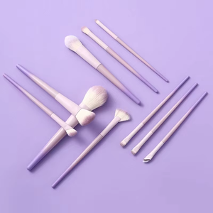 Ensemble de 10 pinceaux de maquillage violet dégradé, manche en bois, virole en aluminium, pinceaux doux pour poudre et fond de teint - Product Image 4