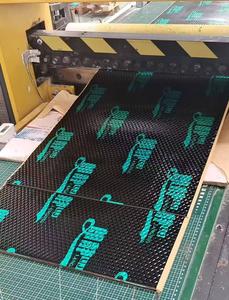 Aislamiento Acústico para Automóviles Personalizado Langjing, Lámina de Aluminio de 2 mm de Espesor para Puerta Interior, Cobertura Completa del Automóvil - Product Image 5