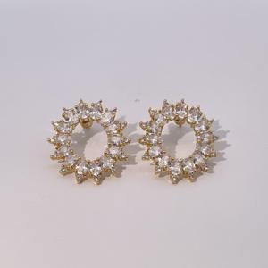 ต่างหูแบบติดหูทรงรี ประดับเพชรคิวบิกเซอร์โคเนียสีขาว ชุบทองเหลือง ดีไซน์คลาสสิก วินเทจ หรูหราเบาๆ สำหรับผู้หญิง จาก Tianyu Gems - Product Image 3