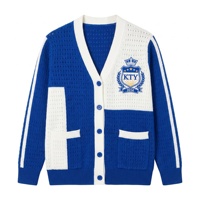 Ensemble tricoté deux pièces style universitaire pour femme grande taille, collection automne-hiver, avec cardigan à col en V boutonné et pull brodé à empiècements de couleur