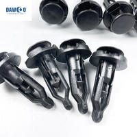 Clips d'aile de pare-chocs en nylon pour pièces automobiles Clips de panneau de garniture de porte en plastique Attaches pour Eagle