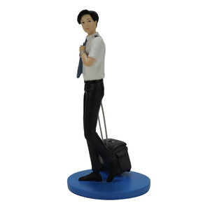 Diseño personalizado <span class=keywords><strong>azafata</strong></span> figura resina decoración recuerdo resina OEM estatua aeropuerto turista recuerdo resina artesanía proveedores - Product Image 3