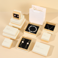 Boîte à bijoux en papier écologique, petite, personnalisée avec logo, tiroir coulissant, pour bagues, boucles d'oreilles, colliers, emballage cadeau avec plateau en mousse