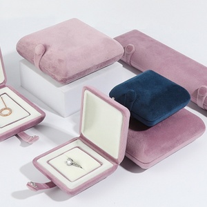 Boîte à bijoux rectangulaire de luxe avec logo et marque personnalisés pour femmes - Product Image 4