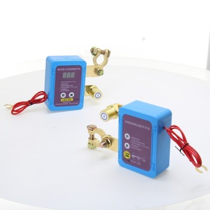 Interrupteur de déconnexion de batterie universel 12V 24V avec télécommande pour voitures et camions - Product Image 1