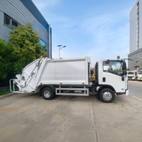 Camion de ramassage des ordures ISUZU KV100 4X2 6cbm Euro 3 130HP, camion compacteur de déchets pour la collecte des ordures