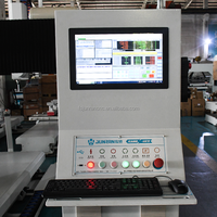 Centre d'usinage CNC automatique 5 axes JUNRAN JR-T4-32 durable pour la production de pieds de meubles en bois massif et la gravure 3D