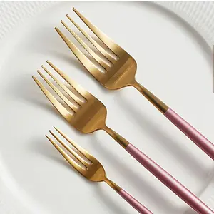 Ins Stil nachhaltig portugiesisch matte gold rosa Nachtisch-Set enthält Buttermesser Gabel Häkel Lagerbestand Juego De Cubiertos