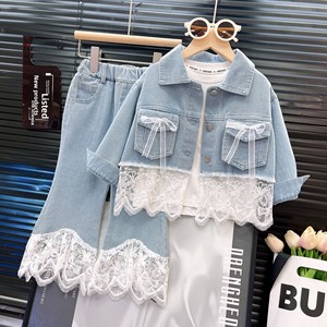 Set di <span class=keywords><strong>Abbigliamento</strong></span> Casual Primaverile e Autunnale per Bambine, Giacca in Denim con Applicazioni in Pizzo e Jeans, Design Alla Moda in Due Pezzi - Product Image 2