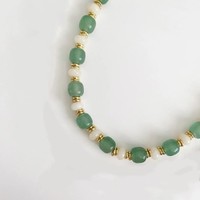 Collier ras du cou style vacances avec perles baroques porte-bonheur et perles de pierre naturelle verte, chaîne en acier inoxydable pour femme