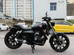 Moto rétro <span class=keywords><strong>Qianjiang</strong></span> 200cc : monocylindre EFI, pour trajets quotidiens, puissante, confortable et de qualité supérieure - Product Image 1