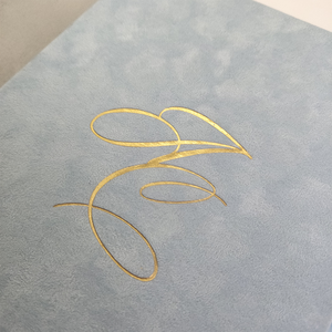Tarjeta de Invitación de Boda de Acrílico Espejo Plateado con Terciopelo Azul Cielo, con Sobre y Tarjeta RSVP para Invitaciones Elegantes a Fiestas de Matrimonio - Product Image 2