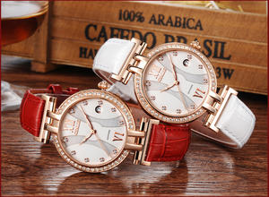 Reloj de Lujo para Mujer Scotttie 9611C, Alta Calidad, Resistente al Agua, con Incrustaciones de Diamantes, Esfera de Nácar de 32 mm - Product Image 2