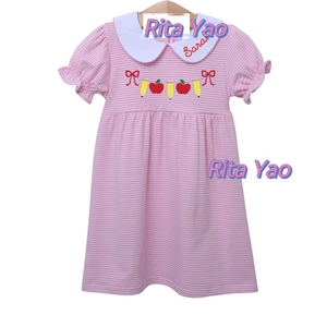<span class=keywords><strong>Abiti</strong></span> da bambina ricamati <span class=keywords><strong>per</strong></span> il primo giorno di scuola, con colletto a Peter Pan, maniche a sbuffo, applicazione a mela, abito a righe rosa <span class=keywords><strong>per</strong></span> bambina - Product Image 3