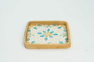 Khay mây đan bằng tay có cấu trúc nhẹ giúp dễ dàng mang theo trong khi mang lại nét duyên dáng mộc mạc - Product Image 2