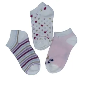 En gros pas cher femmes chaussettes Offre Spéciale d'été confortable Respirant designer chaussettes chaussettes courtes