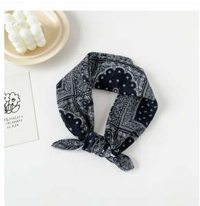 Foulard carré, <span class=keywords><strong>bandana</strong></span> décontracté de printemps avec imprimé paisley, foulard léger pour la tête et le cou, accessoire de mode - Product Image 2