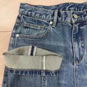 جينز دينيم 100% قطن بتصميم عتيق مخصص عالي الجودة، مغسول بالثلج/الملح/تأثير القرد، بقصة مستقيمة لجميع المواسم - Product Image 4