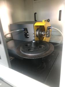 Machine d'affûtage de <span class=keywords><strong>lame</strong></span> de <span class=keywords><strong>scie</strong></span> <span class=keywords><strong>circulaire</strong></span> automatique Hss Tct à cadre fermé Full Cnc Carbide 4 axes - Product Image 5