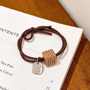 Élastique à cheveux tressé avec breloque cube en strass, élastique épais pour femme, accessoire de coiffure décontracté - Product Image 3