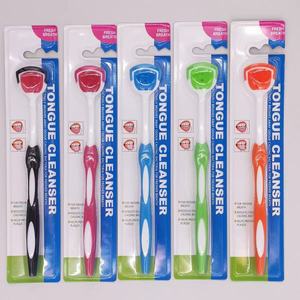 Limpiador de lengua de alta calidad Fórmula Plástico Raspador De Lingua Producto efectivo y conveniente para la limpieza de la lengua - Product Image 1