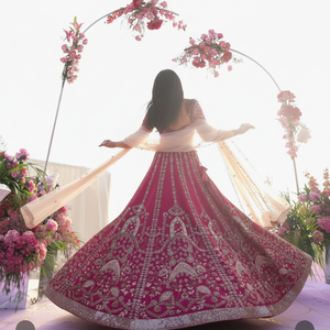 Diseñador Lehenga Choli para bodas con secuencia y trabajo de hilo - Product Image 1