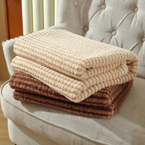 FY vente en gros usine pas cher bonne qualité personnalisé Beige marron pulvérisation bande polyester artificielle lapin fourrure flanelle couverture épaisse - Product Image 1