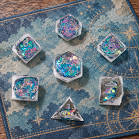 Set Dadu Polihedral Resin Biru Langit dengan Inti Berkilau dan Tepi Tajam D4 D6 D8 D10 D12 D20 D00 Angka Emas untuk Permainan Meja RPG 7pcs