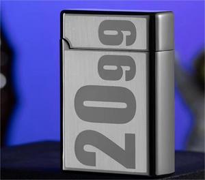 Tình Yêu Lãng Mạn Thiết Kế Ngọn Đuốc Màu Đỏ Ngọn Lửa Pin Nhẹ Hơn Tái Sử Dụng Gas Thuốc Lá Nhẹ Hơn Với Refillable Gas <span class=keywords><strong>Torch</strong></span> Cho Kinh Doanh Quà Tặng - Product Image 2