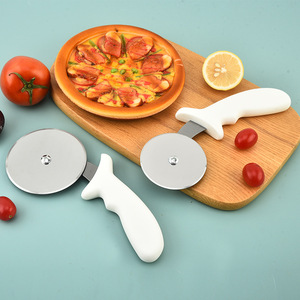 Cortador de Pizza de Acero con Logotipo Personalizado NY986, Mango Ergonómico Antideslizante, Cuchillo para Cortar Pizza, Cortador de Pizza Duradero para Hornear <span class=keywords><strong>en</strong></span> Casa - Product Image 6