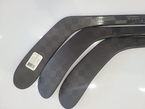 Le Ultime Mazze da Hockey su Ghiaccio di Alta Qualità del 2025 Realizzate in Fibra di Carbonio al 100% e Disponibili all'Ingrosso - Product Image 5