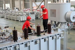 Transformador Sumergido en Aceite para Exteriores de Alta Potencia de 35KV/50kva~10MVA, Personalizable para Exportación, Precio de Operación Estable - Product Image 6