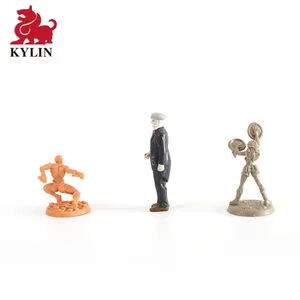 تماثيل صغيرة ثلاثية الأبعاد من البلاستيك مخصصة بسعر رخيص من مادة كلوريد البولي فينيل لألعاب الطاولة