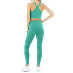 Ensemble de yoga vert 2 pièces : Crop top dos nageur col en V et Legging taille haute longueur intégrale, sans couture, couleur unie, Spandex Polyester - Product Image 3