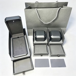 Coffret de montres de luxe avec présentoir intégré, étuis en similicuir de forme rectangulaire, fermeture à pression, emballage cadeau, couleur grise - Product Image 5